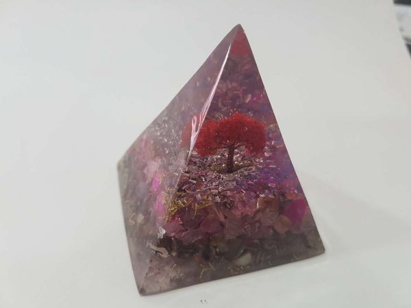 Pirámide de Orgonita 5 x 5 x 6 cm