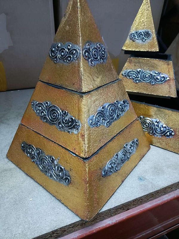 Pirámide Joyero 30cm